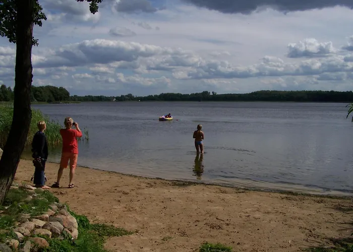 Nyaraló Mobile Im Mit Seezugang Dabel