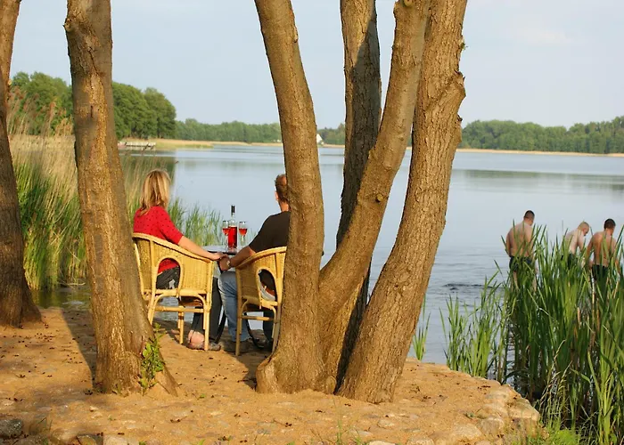 Mobile Im Mit Seezugang Nyaraló *